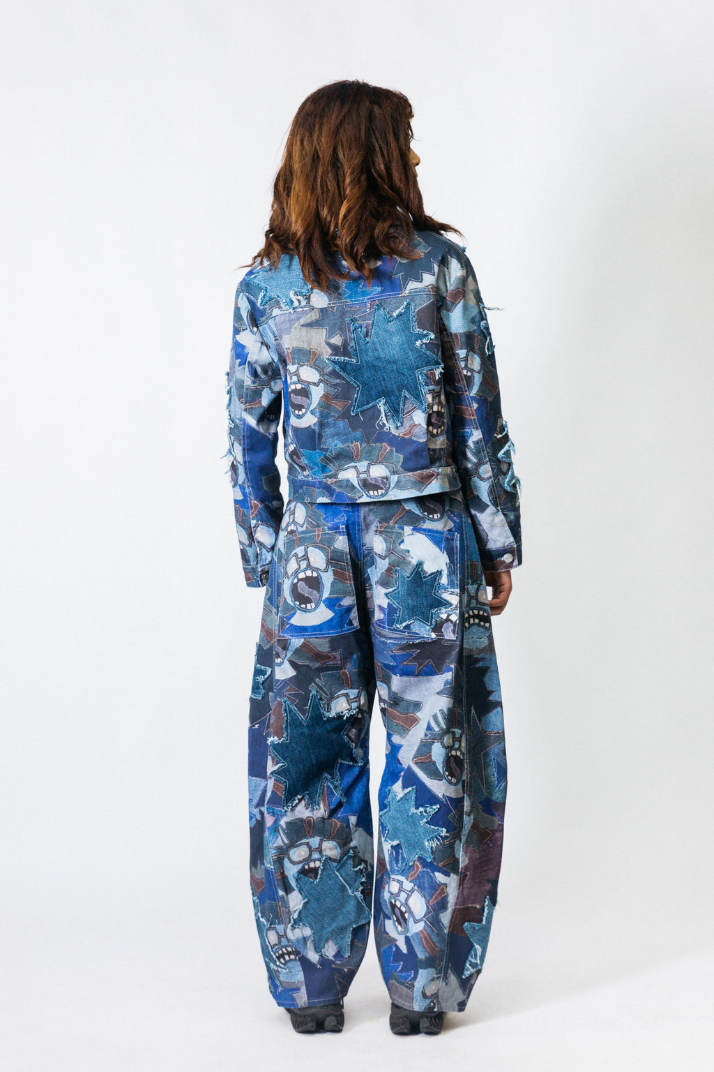 OVERSIZED DENIM JAS MET PATCHWORKPRINT